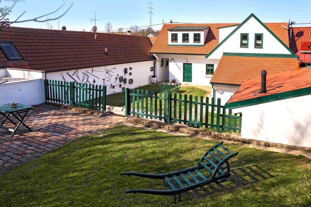 מלון Stillfried Winzerhof Kuessler - Weinviertel מראה חיצוני תמונה